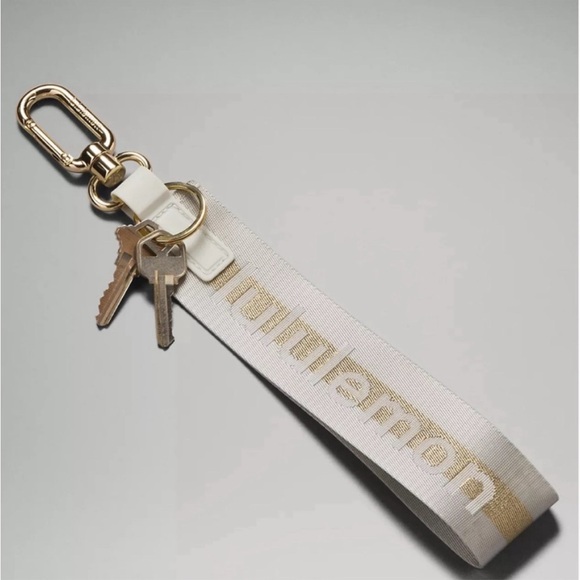 Lululemon Never Lost Keychain - Picture 2 of 6